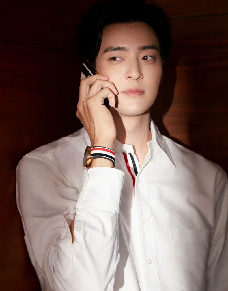 Thom Browne Thom Browne Rare light-colored collar three-color standard Size US S / EU 44-46 / 1 - 9 Thumbnail