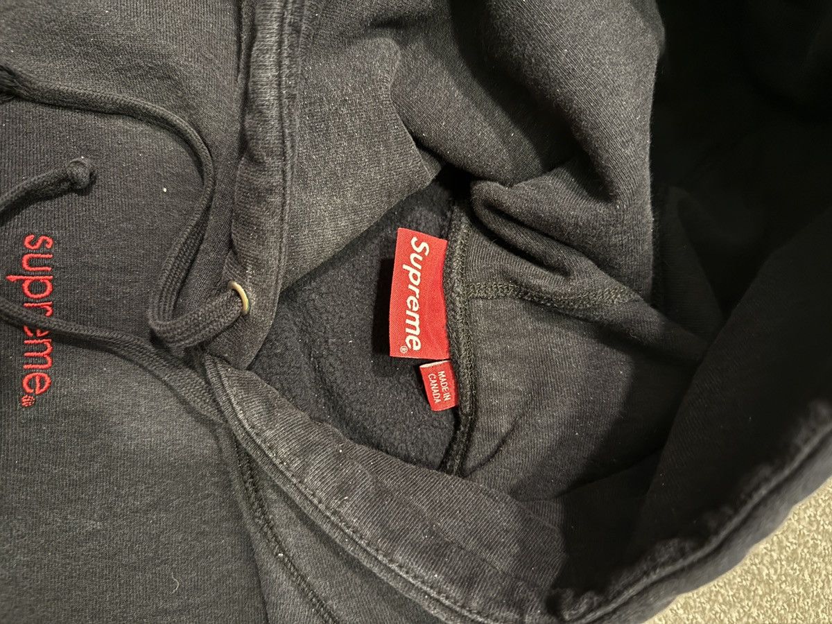 Supreme Supreme Trademark Hooded Sweatshirt Medium Black FW18 Size US L / EU 52-54 / 3 - 2 Thumbnail