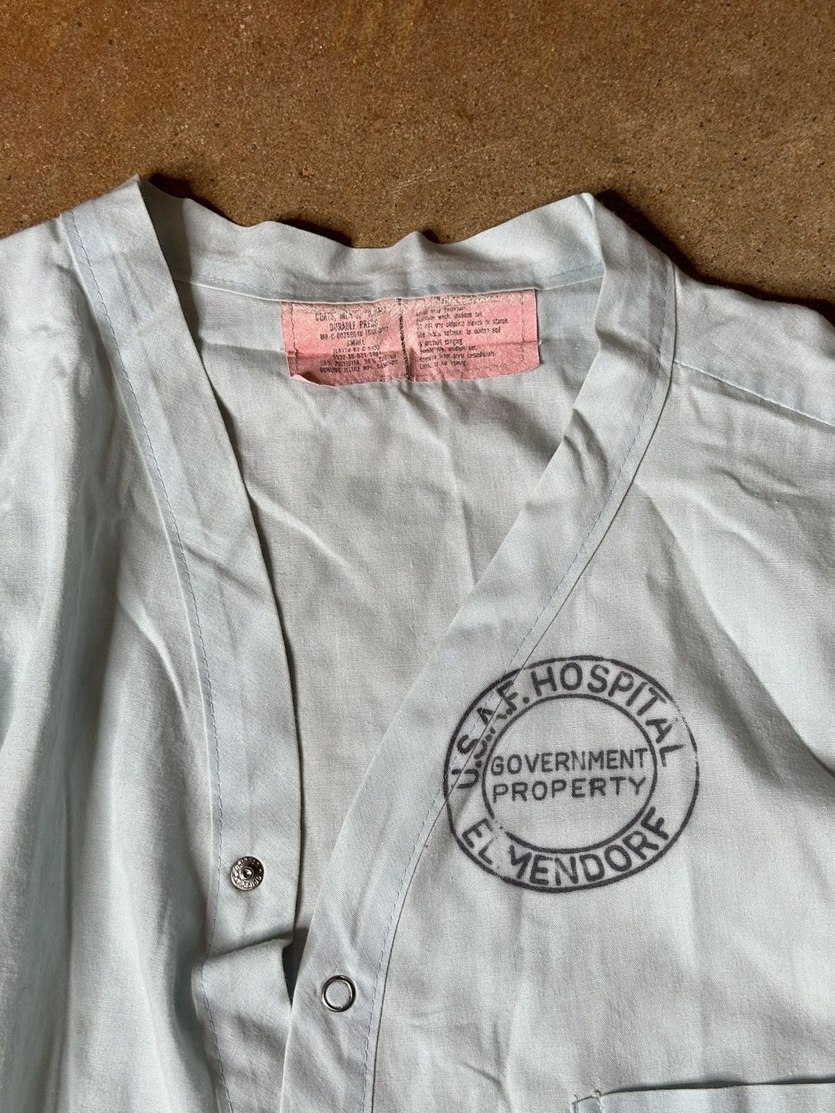 Vintage Vintage 80s Alaskan Mental Health Ward Patient Shirt Size US M / EU 48-50 / 2 - 3 Thumbnail