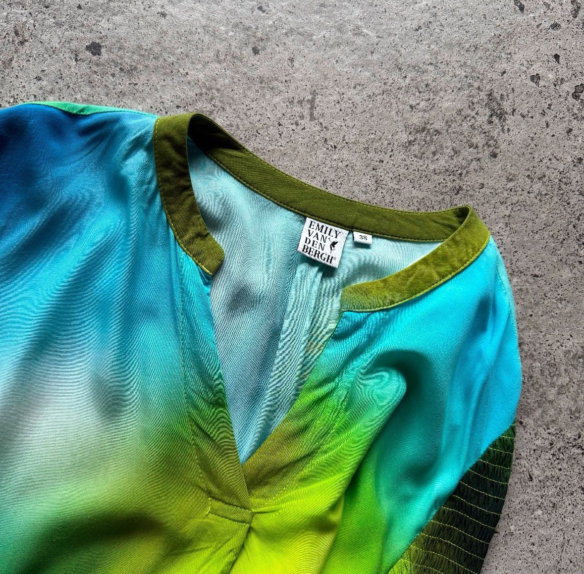 Other Emily Van Den Bergh Multicolor Ombre Tie Dye V-Neck Blouse Size M / US 6-8 / IT 42-44 - 3 Thumbnail