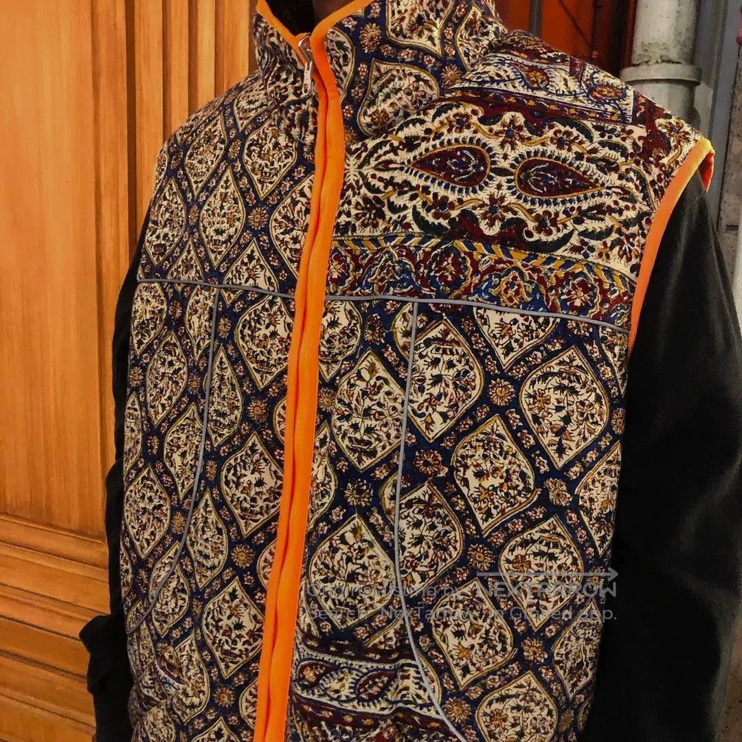 Paria Farzaneh iranian gore. Size US L / EU 52-54 / 3 - 1 Thumbnail