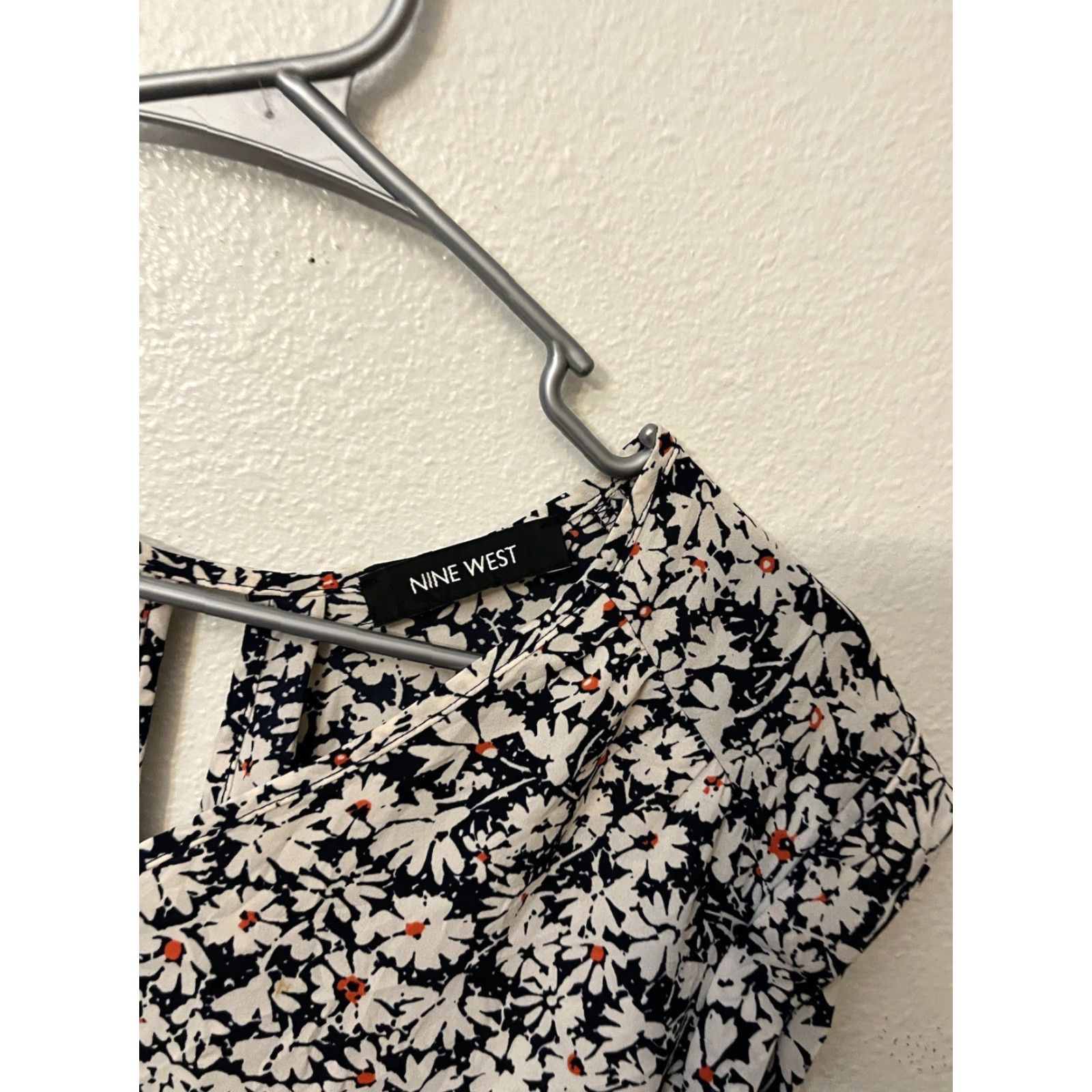 Nine West Nine West Blouse Womens S Multicolor Floral Short Sleeve Crew Neck Colorful Size S / US 4 / IT 40 - 3 Thumbnail
