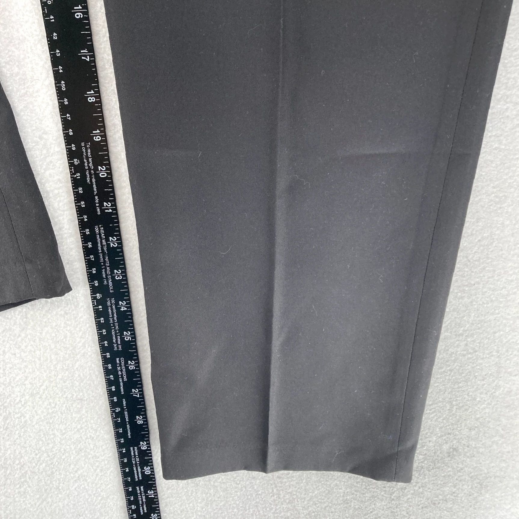 Haggar Haggar Mens Dress Pants 32x30 Black Flat Front NWT Mynx Gabardine Smart Fiber Satin/Polyester Relaxed Classic Rise 30In Inseam Mens Size US 32 / EU 48 - 7 Thumbnail
