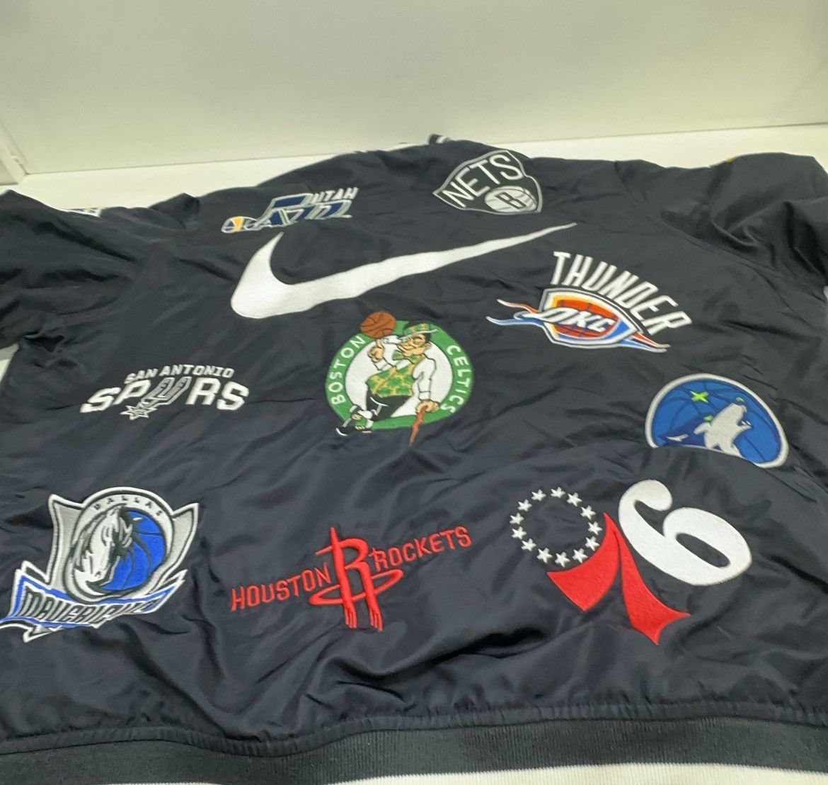 Nike × Supreme Supreme x Nike x NBA 18SS Teams Warm Up Jacket in black Size US M / EU 48-50 / 2 - 10 Thumbnail
