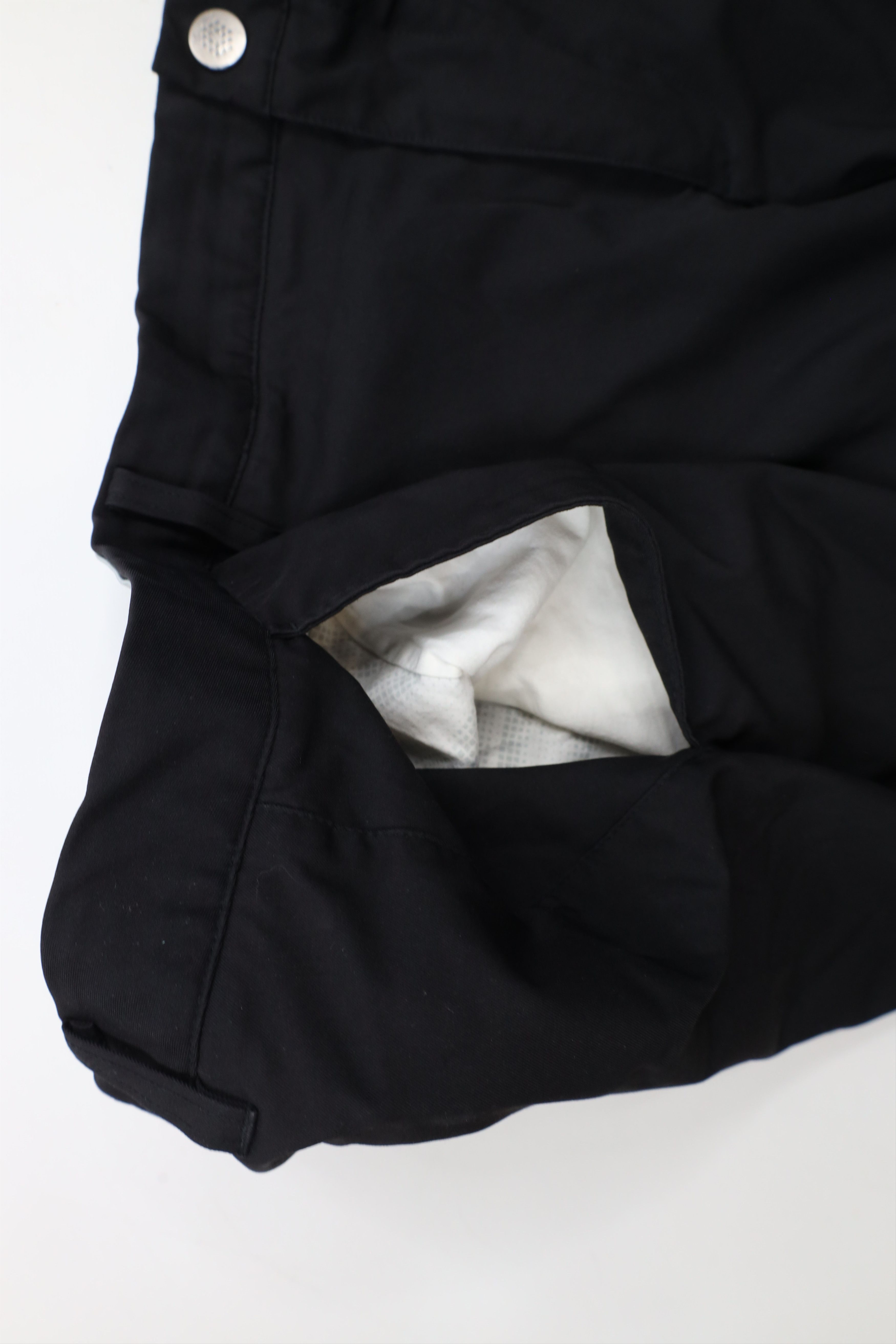 Puma × Vintage Puma Golf Cell Flat Front Golfing Golf Chino Shorts Black Size US 40 / EU 56 - 7 Thumbnail