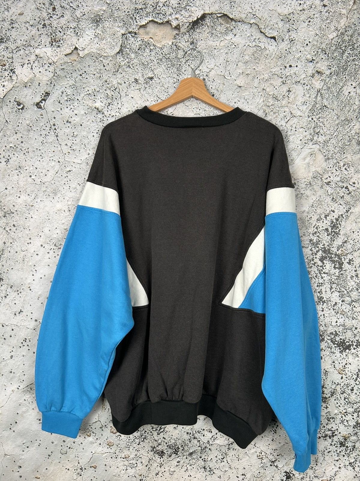 Adidas Vintage Adidas 90s Crewneck Boxy Baggy Archival Sport Size US XL / EU 56 / 4 - 4 Thumbnail
