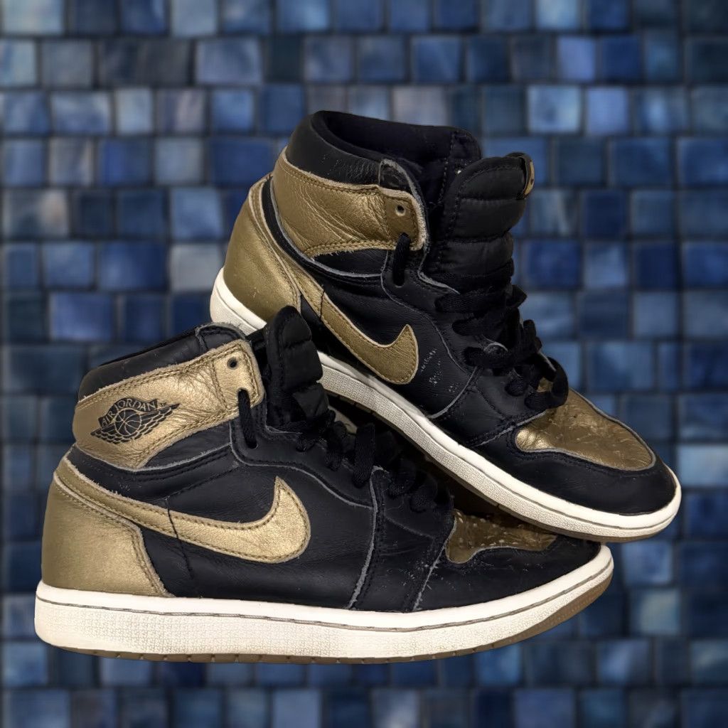 Jordan Brand Air Jordan 1 Retro OG High Black Gold Distressed - 7.5 US / 6.5 UK Men's Sneaker High Top Gold 2024 DZ5485-071 Size US 7 / EU 40 - 1 Thumbnail