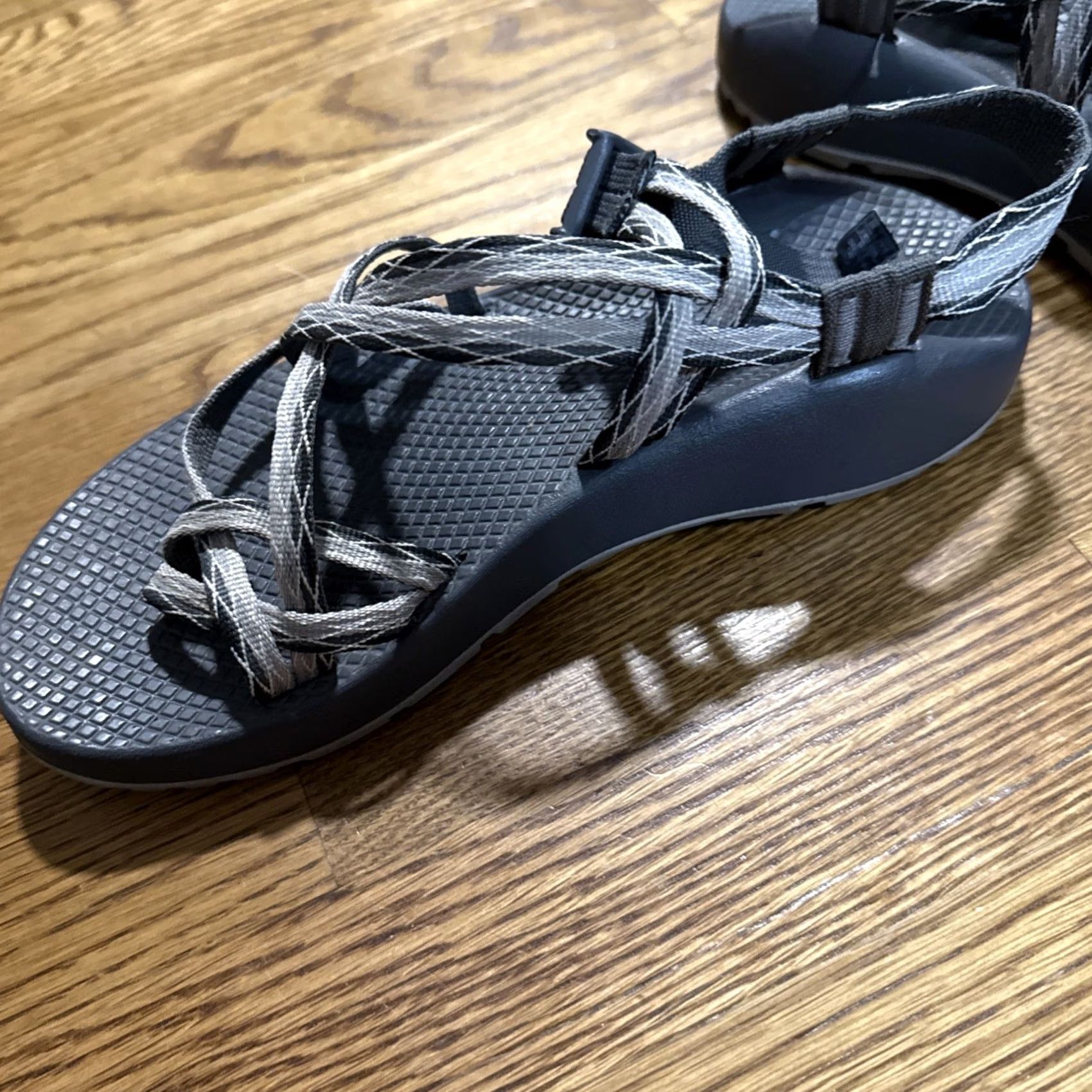 Chaco Chaco ZX/2 Z/X2 Classic Apex Gray Comfort Sandals Women Size 9 Gray Strappy Sandal Hiking Gorpcore Size US 9 / IT 39 - 6 Thumbnail