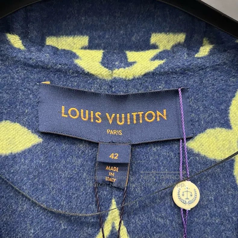 Louis Vuitton Louis Vuitton Blue presbyopic cashmere coat Size M / US 6-8 / IT 42-44 - 7 Thumbnail