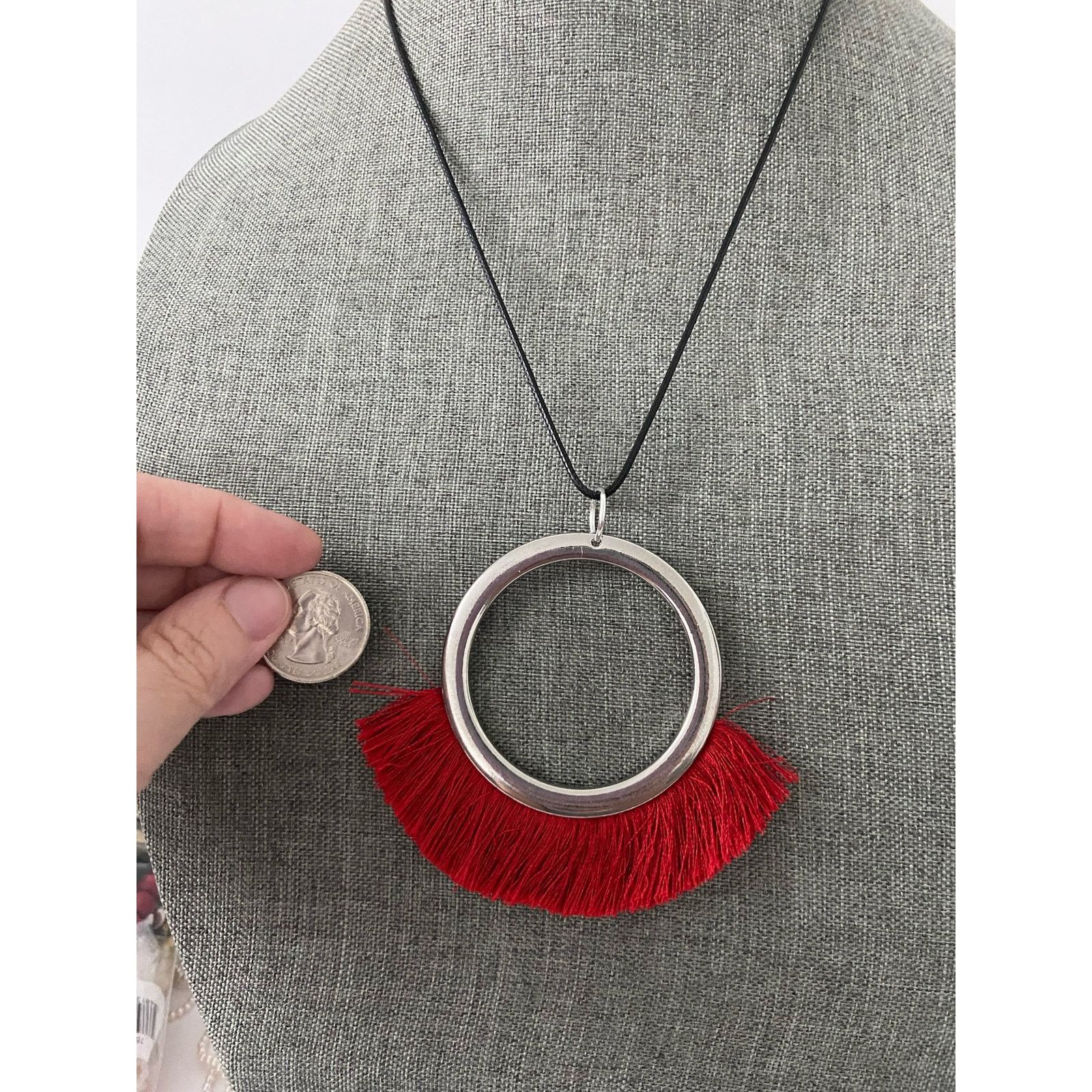 Other Silver tone round pendant necklace with red fringe Size ONE SIZE - 2 Thumbnail