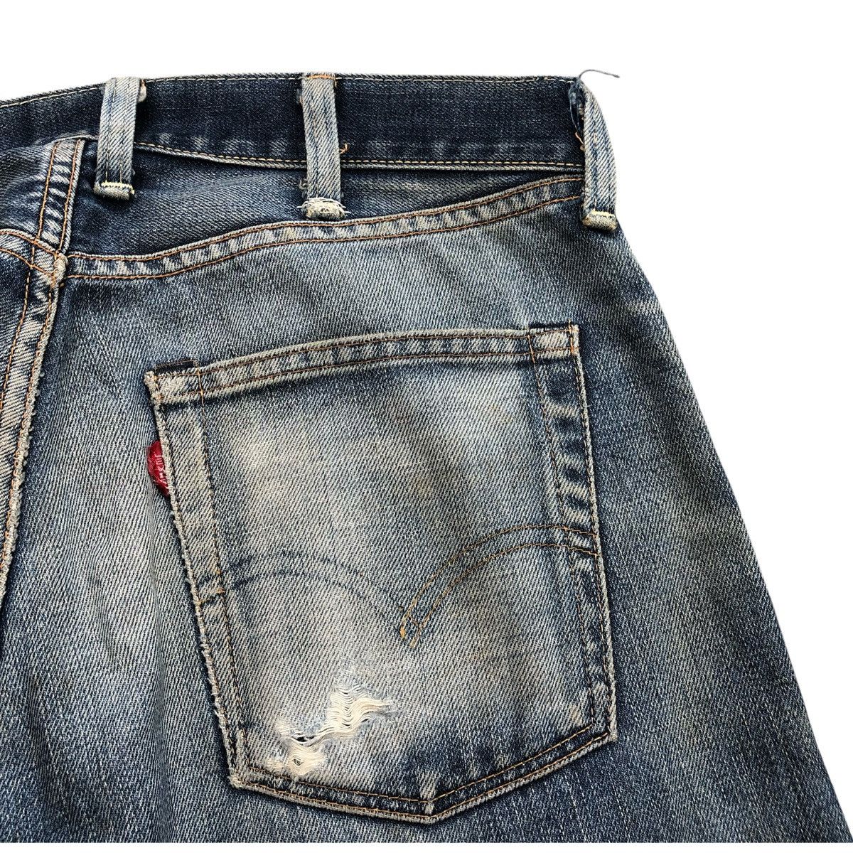 Levi's Vintage Clothing Vintage 70s Levis LVC Big E Distressed Selvedge Denim Size US 29 - 19 Thumbnail