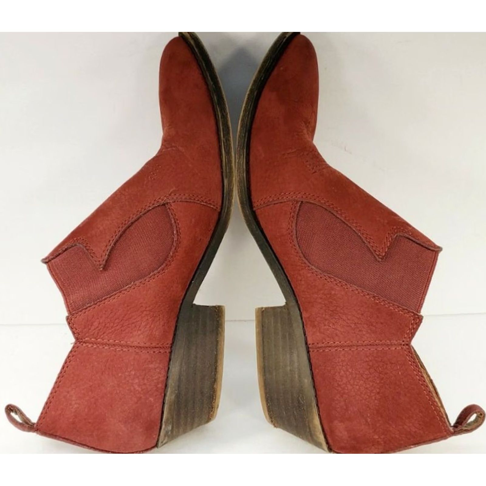 Lucky Brand VINTAGE Lucky Brand Joelle Nubuck Western Style Booties Womens 7M 37EU Burgundy Red Boots Size US 7 / IT 37 - 7 Thumbnail