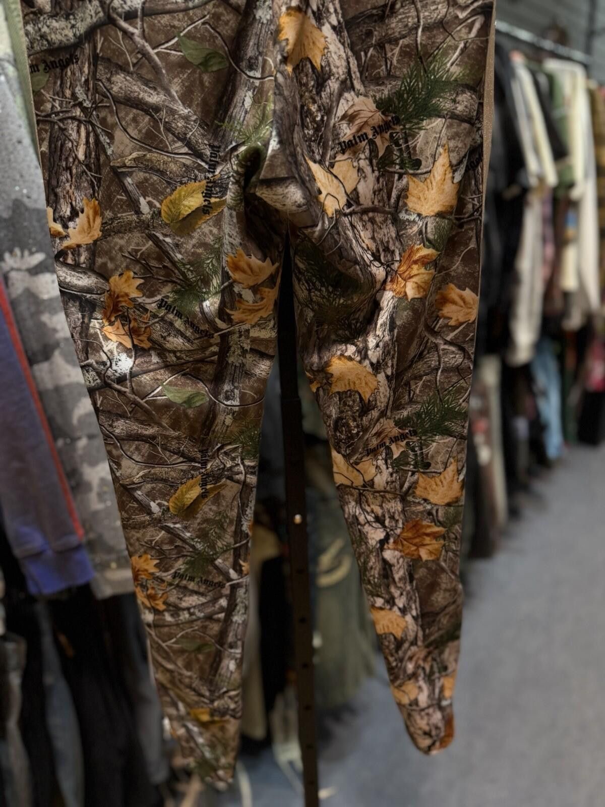 Palm Angels PALM ANGELS Tree Camo Track Pants Brown Small $790 MSRP Size US 30 / EU 46 - 11 Thumbnail
