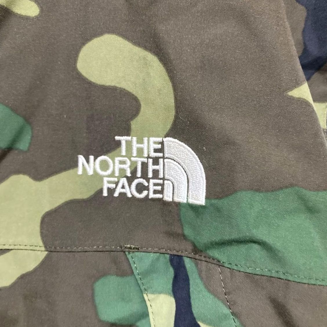The North Face The North Face Novelty Scoop Jacket logo Camouflage Size S Mens Jacket Size US S / EU 44-46 / 1 - 3 Thumbnail