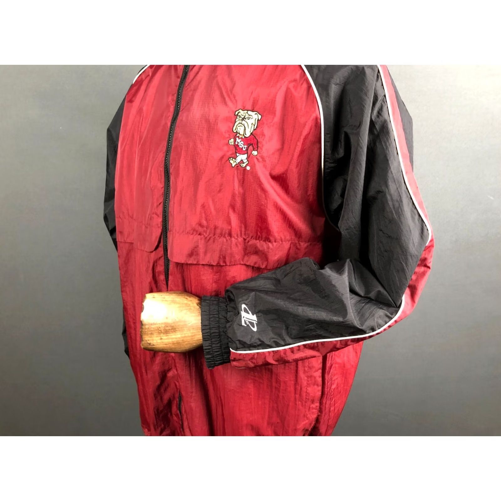 Logo Athletic Logo Athletic Mississippi State Bulldogs Jacket M Red Nylon Hooded Windbreaker Mens Stadium Logo Embroidered Full Zip Lined Size US M / EU 48-50 / 2 - 6 Thumbnail