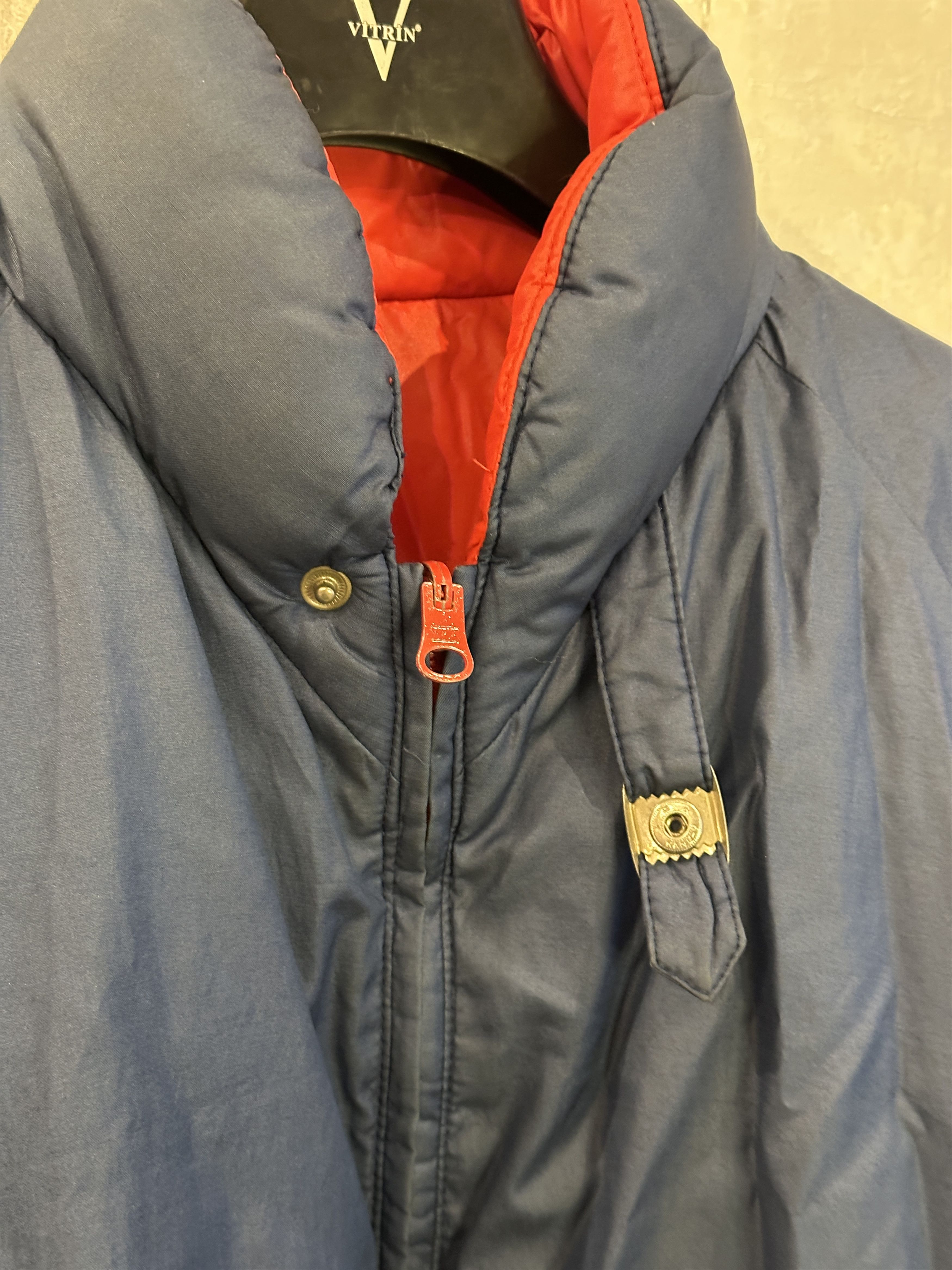 Moncler Moncler Vintage Red/Blue Puffer Reversible Jacket Size M Size US M / EU 48-50 / 2 - 5 Thumbnail
