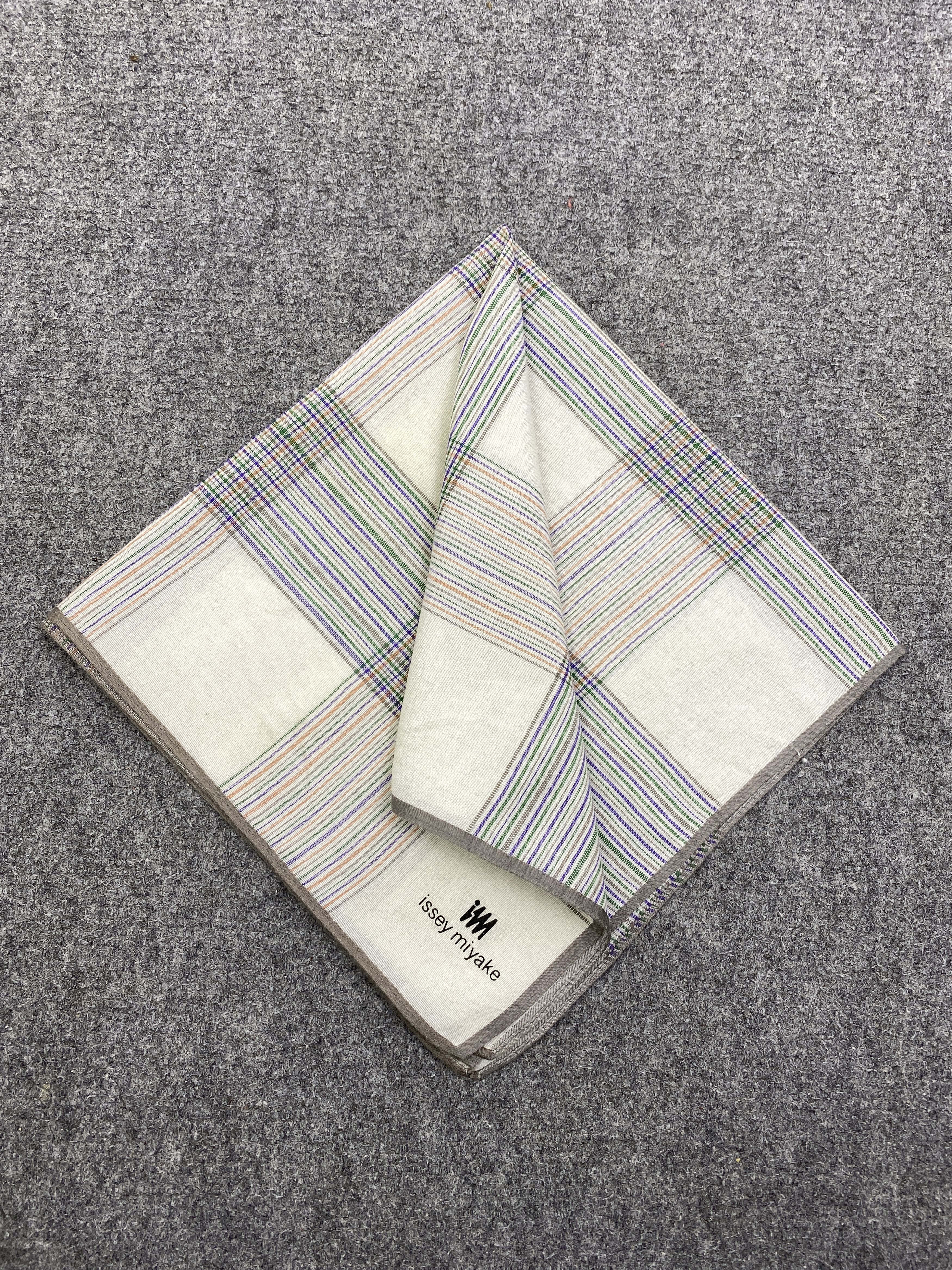 Issey Miyake Issey Miyake Handkerchief / Neckerchief HKC0982 Size ONE SIZE - 3 Thumbnail