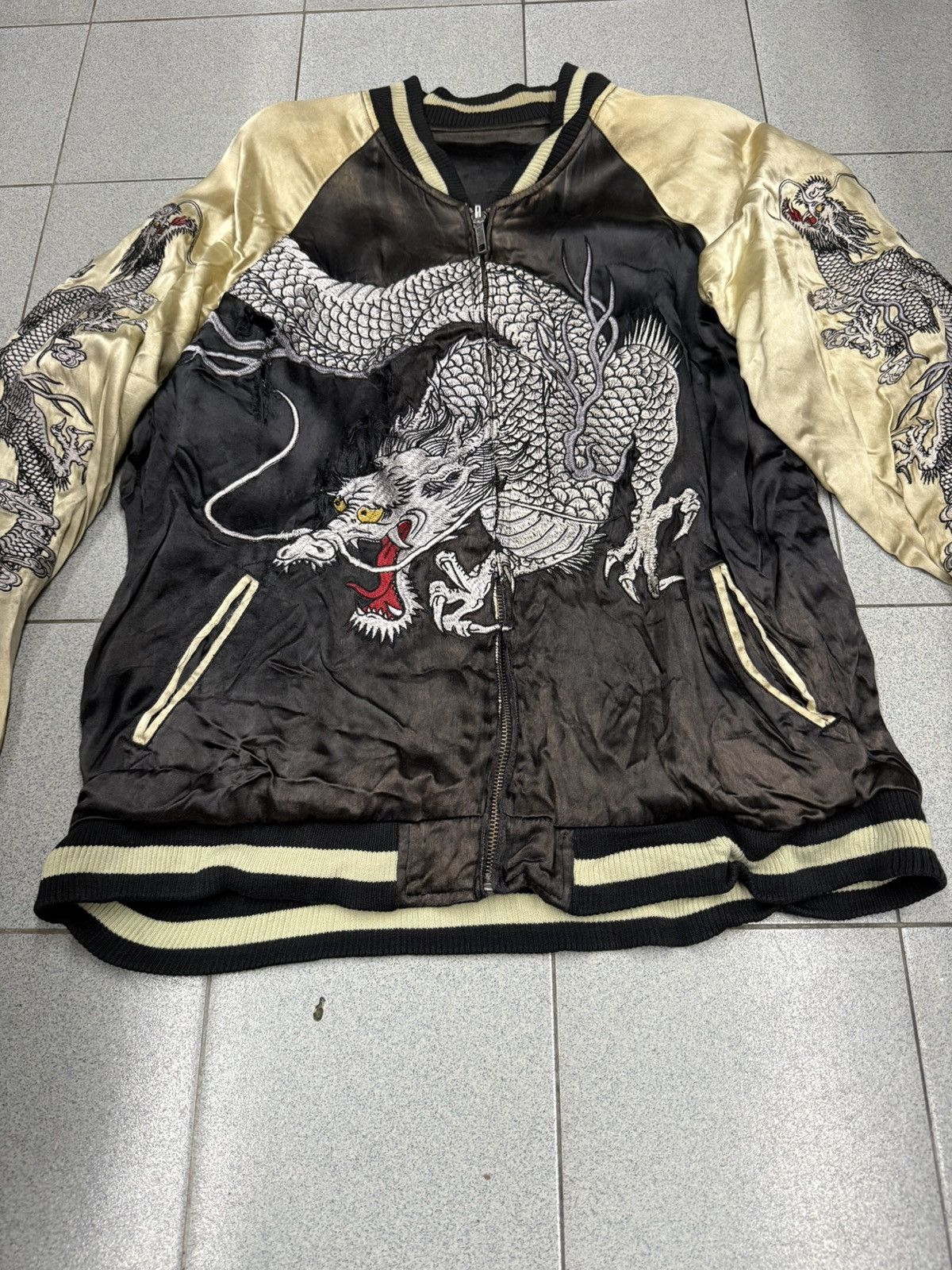 Japanese Brand VTG Ripped SUKAJAN Dragon Jacket Size US L / EU 52-54 / 3 - 8 Thumbnail