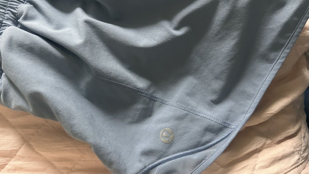 Lululemon Lululemon hottie hot shorts Size 22" - 4 Thumbnail