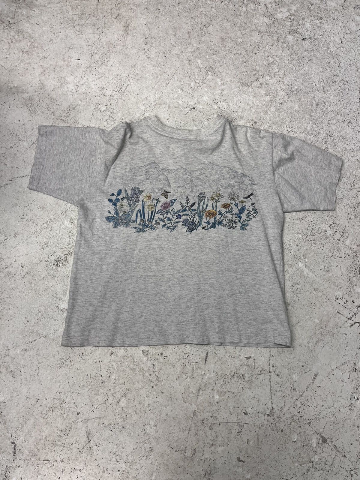 Vintage Vintage single stitch light grey flower tee Size US XL / EU 56 / 4 - 4 Thumbnail