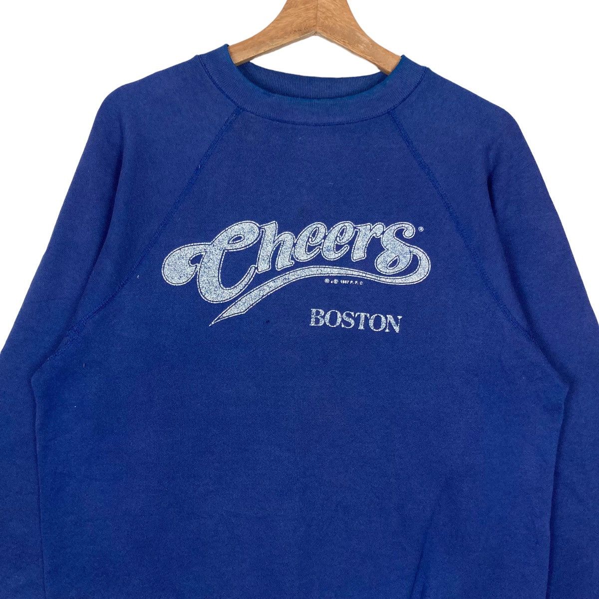 Vintage Vintage Discus Athlete Cheers Boston Pullover Jumper Size US L / EU 52-54 / 3 - 2 Thumbnail