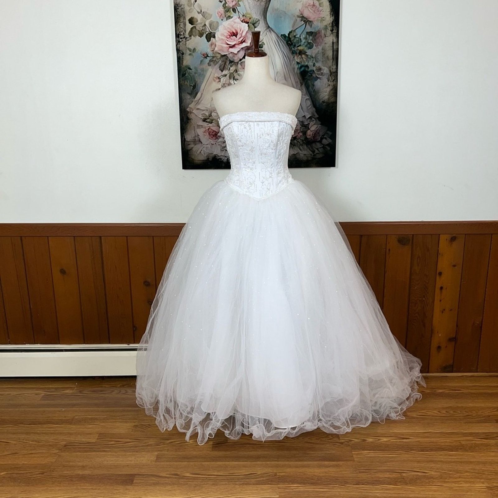 Other David’s Bridal Sparkling Tulle Bateau Waist Wedding Gown! Size S / US 4 / IT 40 - 2 Thumbnail