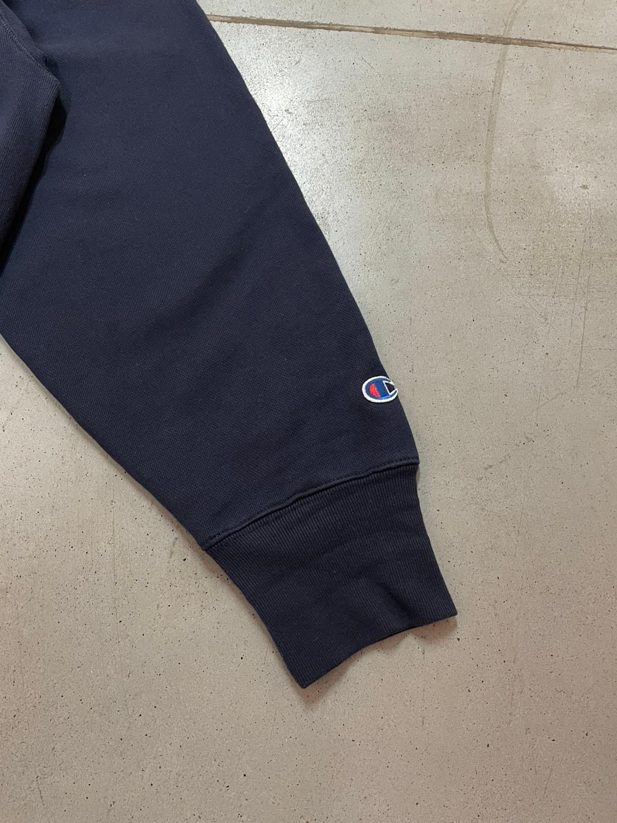 Champion 90’s Reverse Weave Vintage Champion YALE Sweatshirt Size US L / EU 52-54 / 3 - 3 Thumbnail