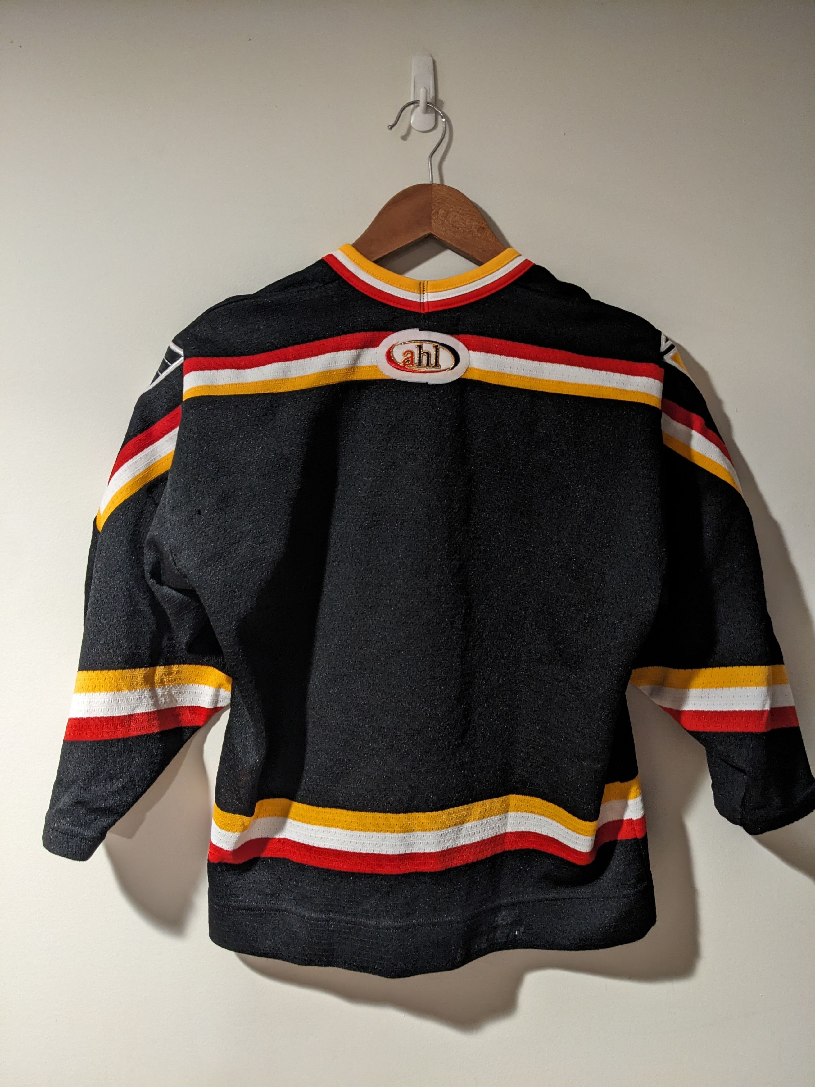 NHL × Vintage Vintage 90s Wilkes-Barre Penguins YOUTH Hockey Jersey Size US L / EU 52-54 / 3 - 7 Thumbnail