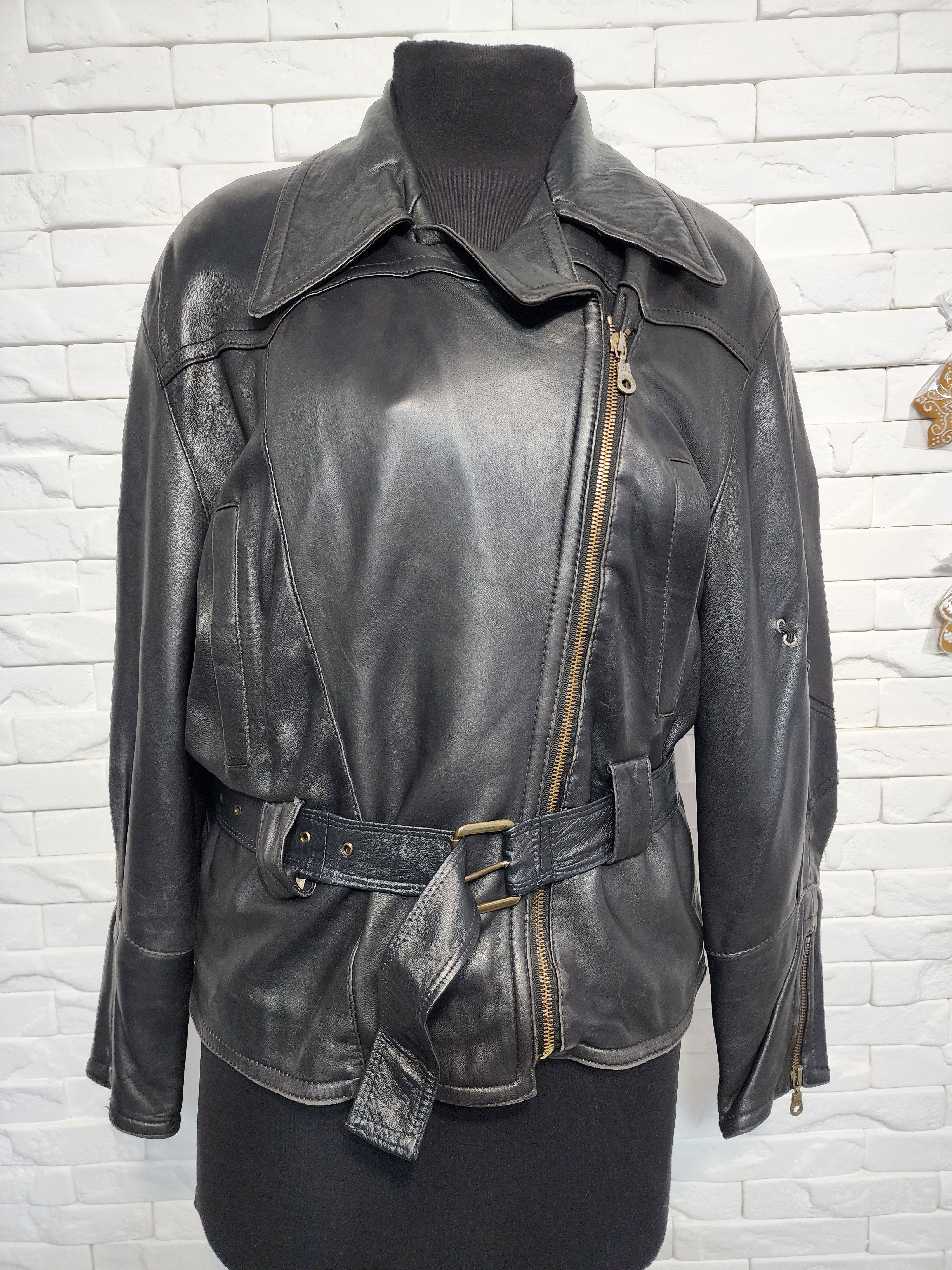 Other Women's Leather Biker Jacket: Tough Moto Rocker Outfit Size XL / US 12-14 / IT 48-50 - 1 Thumbnail