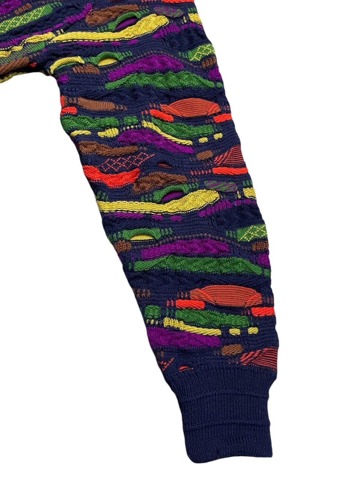 Coogi × Vintage Vintage Coogi 3D Cable Knit Style By limnos 90s Knitwear Size US L / EU 52-54 / 3 - 7 Thumbnail