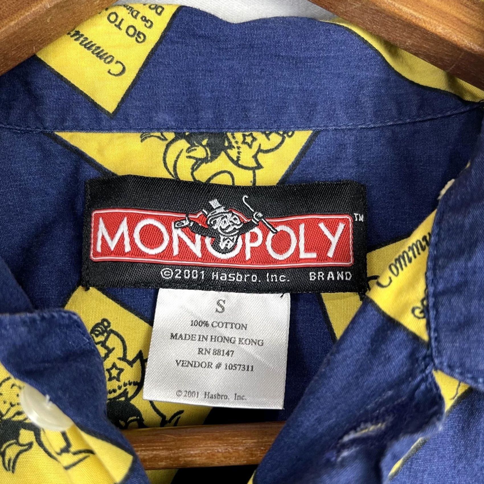 Vintage VINTAGE MONOPOLY Shirt Mens S Blue Hawaiian Community Chest Go To Jail 2001 Size US S / EU 44-46 / 1 - 3 Thumbnail