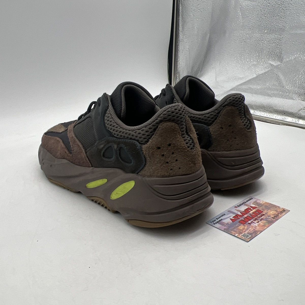 Adidas Yeezy boost 700 mauve Size US 11 / EU 44 - 4 Thumbnail
