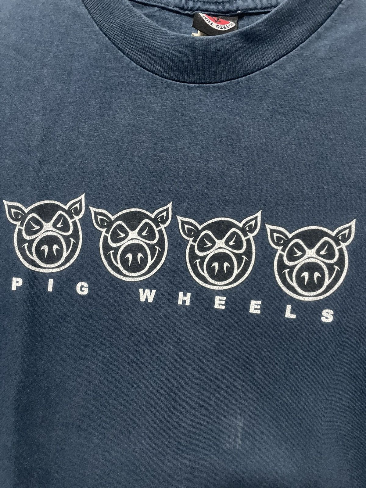 Vintage Vintage 90’s Tum Yeto Pig Wheels Skateboards Tee T-Shirt Y2K Size US M / EU 48-50 / 2 - 3 Thumbnail