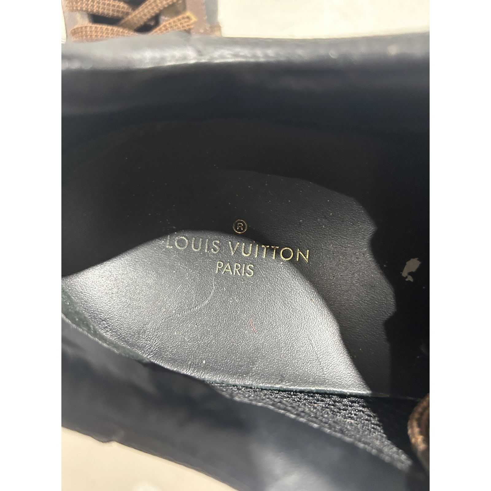 Louis Vuitton LOUIS VUITTON RUN AWAY TRIPLE MONOGRAM SNEAKER SZ LV10 USED Size US 12 / EU 45 - 6 Thumbnail