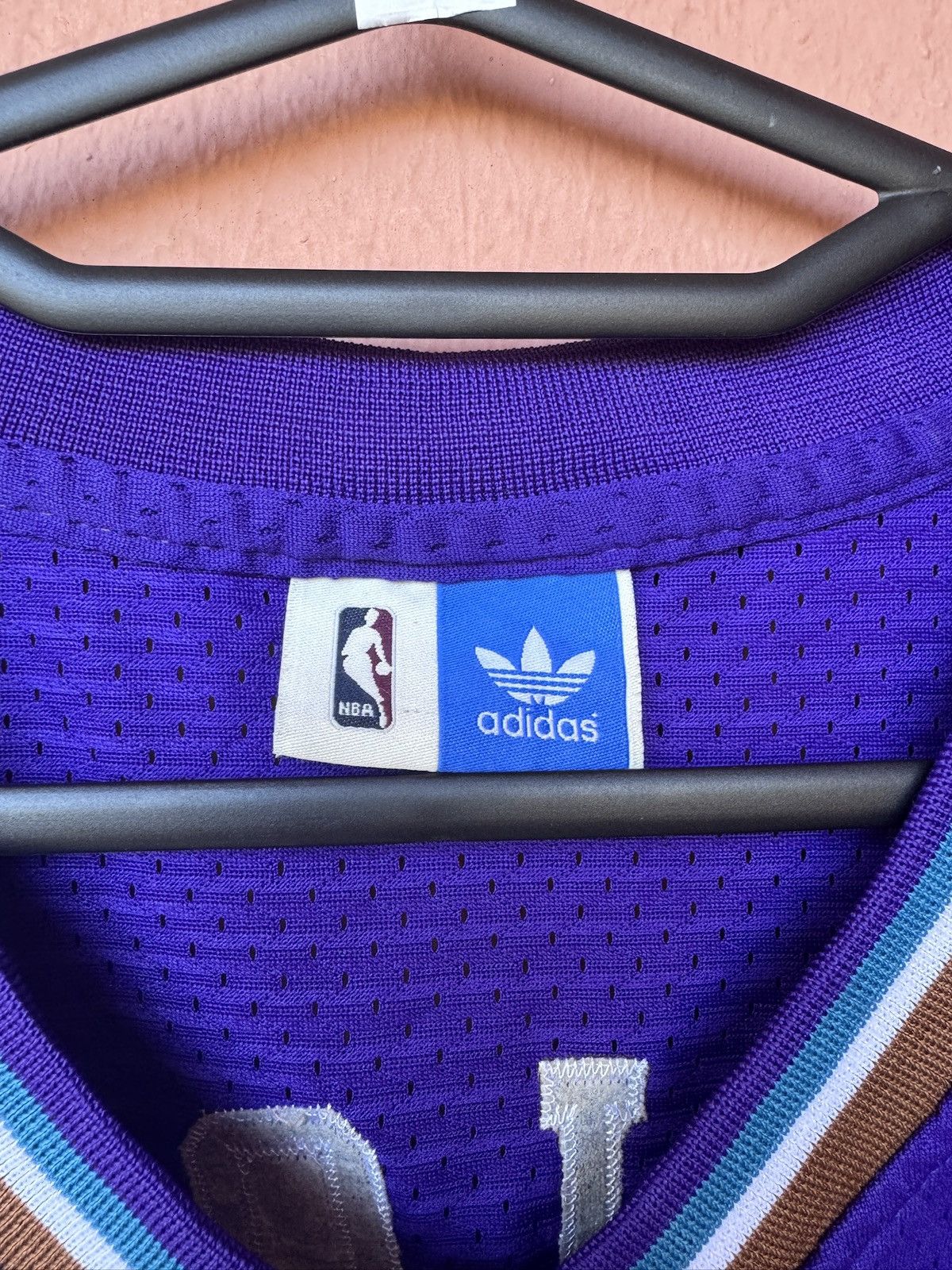 Adidas Maillot NBA Utah Jazz Karl Malone #32 Hardwood Classics Size US L / EU 52-54 / 3 - 9 Thumbnail