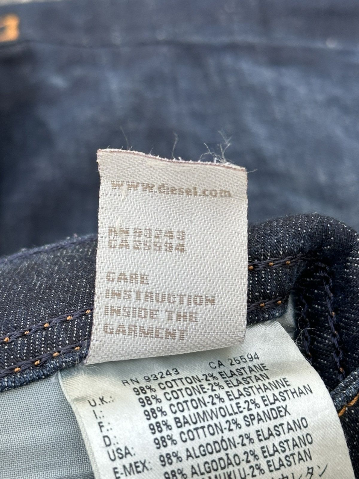 Diesel DIESEL 'Only The Brave' - MENS VINTAGE BLUE DENIM JEANS. Size US 30 / EU 46 - 16 Thumbnail