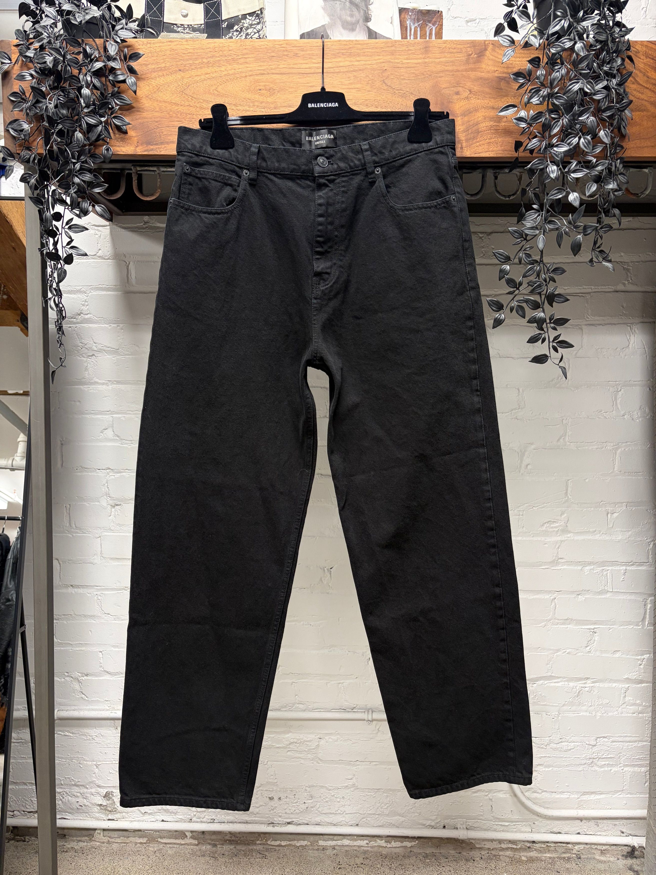 Balenciaga 2023 Balenciaga Black ‘Loose Fit Jeans’ Heavyweight Denim Size US 32 / EU 48 - 1 Thumbnail