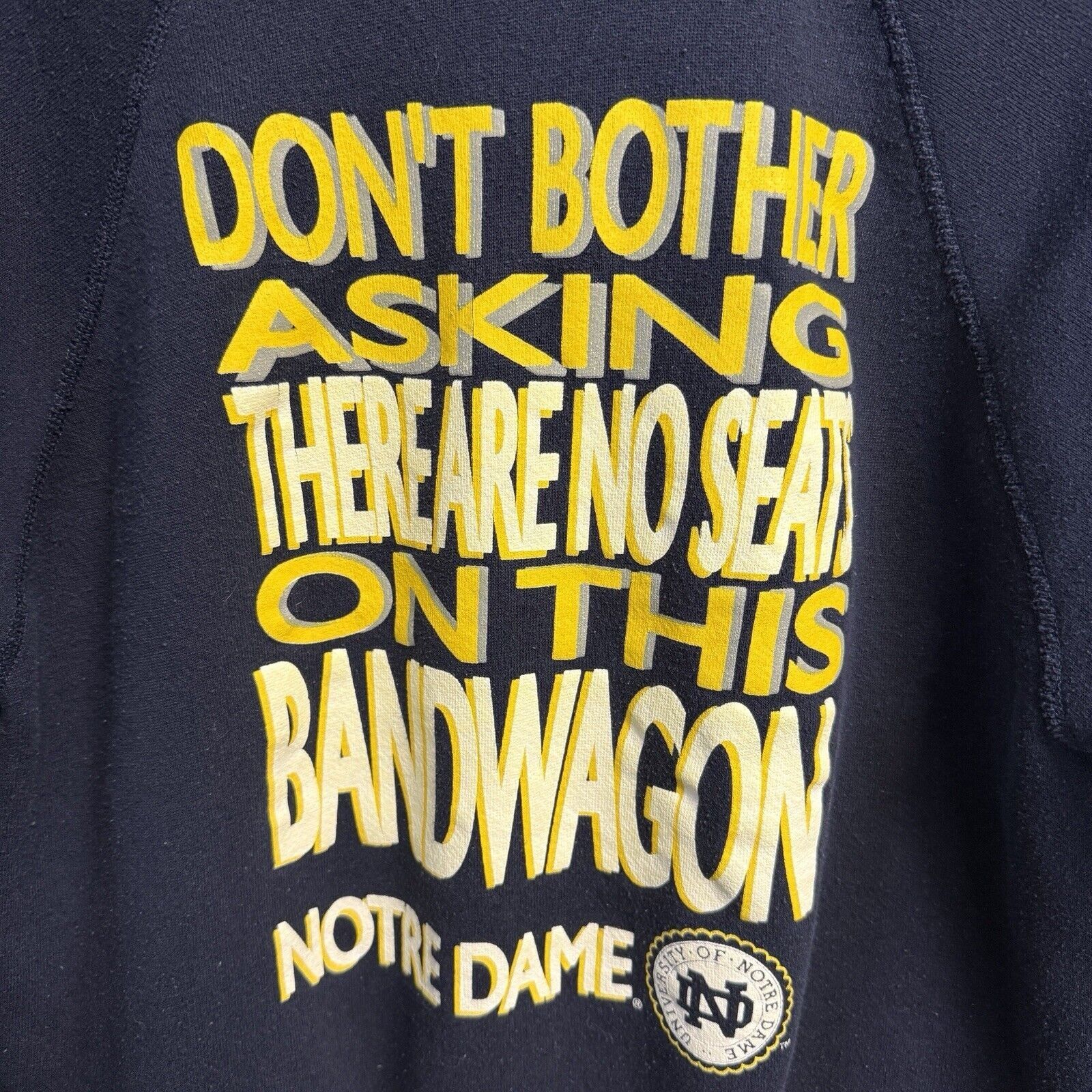 Vintage Vintage 90s Notre Dame Sweatshirt Mens Large Blue Crew Neck Size US L / EU 52-54 / 3 - 4 Thumbnail