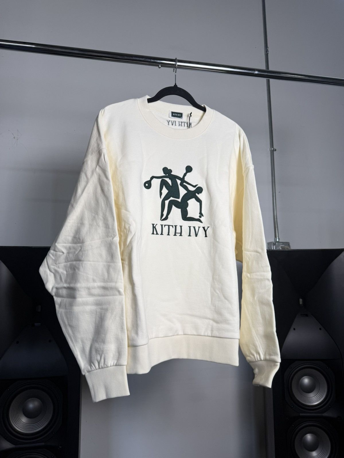 Kith Kith Ivy Vintage Crewneck Sandrift Size US XL / EU 56 / 4 - 1 Thumbnail
