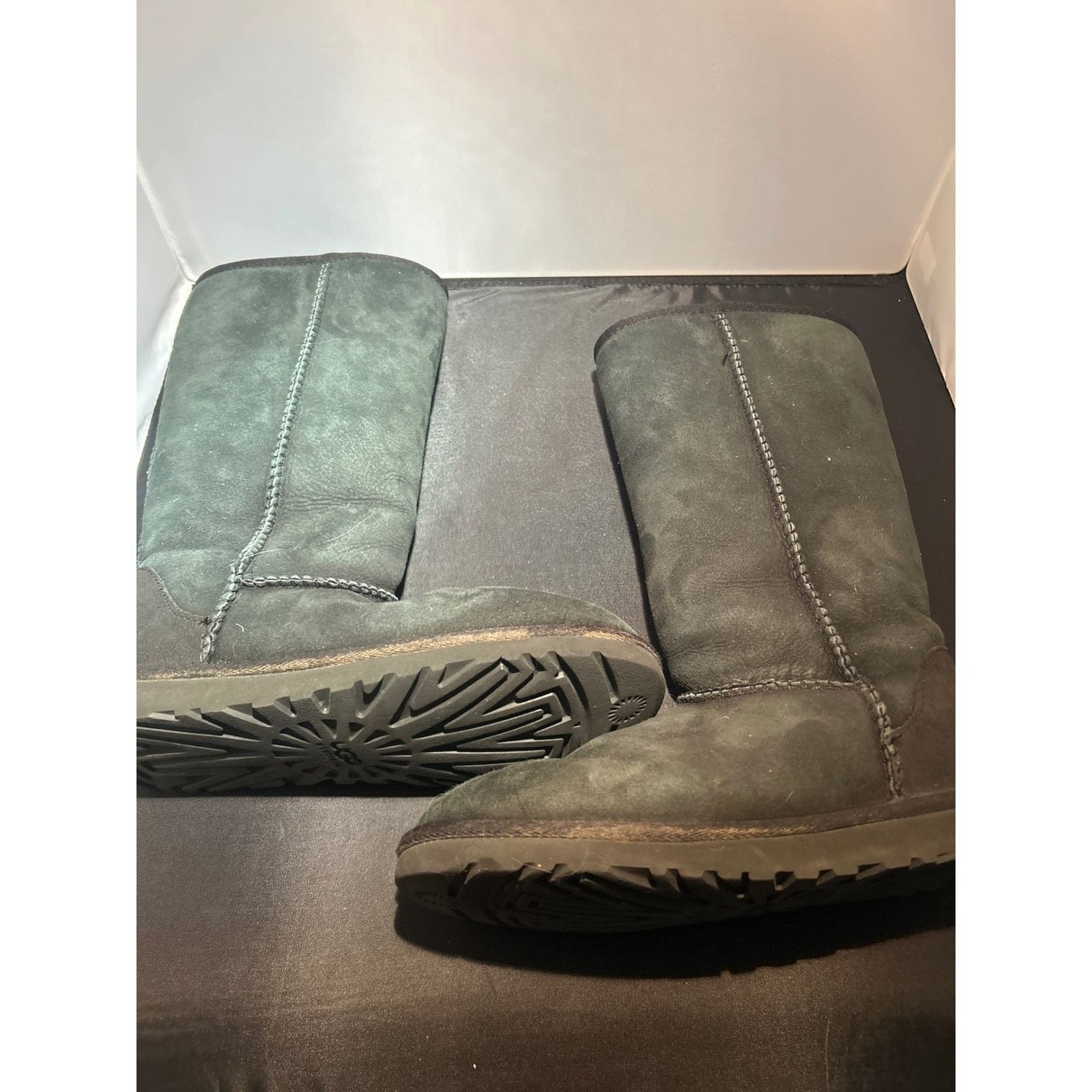 Ugg UGG Australia Tall Classic Boots Dark Gray Suede Size 6 Size US 6 / IT 36 - 2 Thumbnail