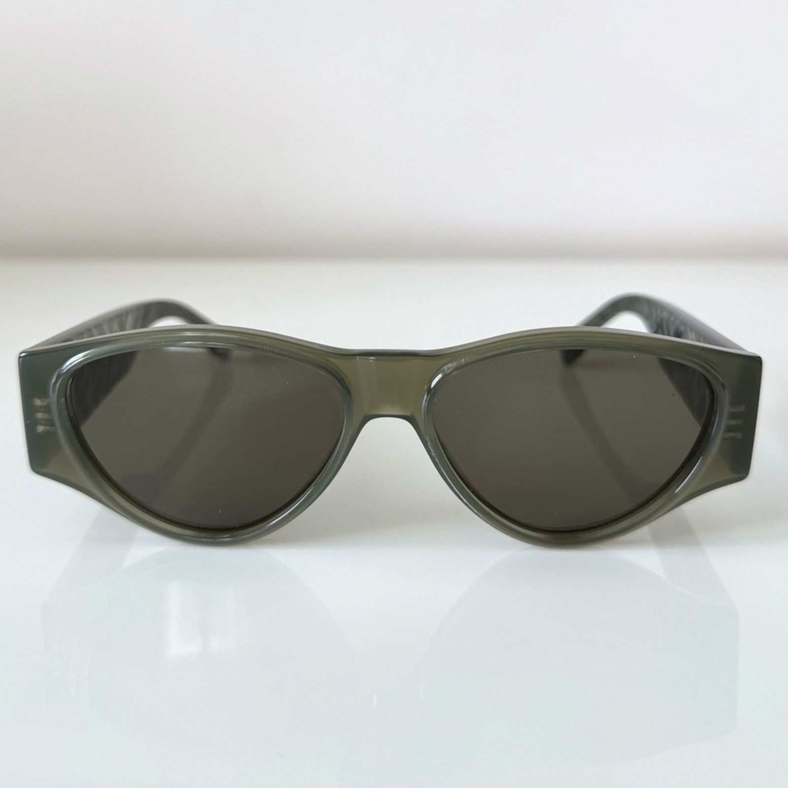 Fendi NEW!!! Fendi women sunglasses FE40158I 96N Authentic Size ONE SIZE - 3 Thumbnail