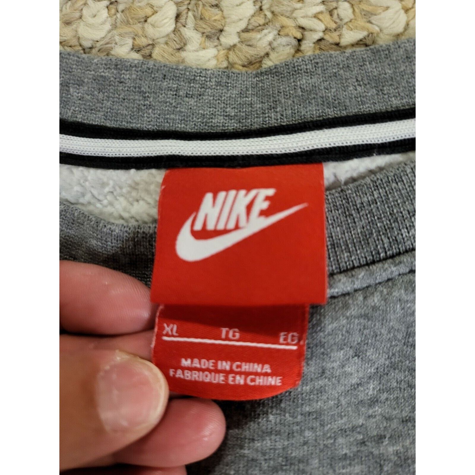 Nike nike womens crewneck sweatshirt xl Color Is Grey Size XL / US 12-14 / IT 48-50 - 2 Thumbnail