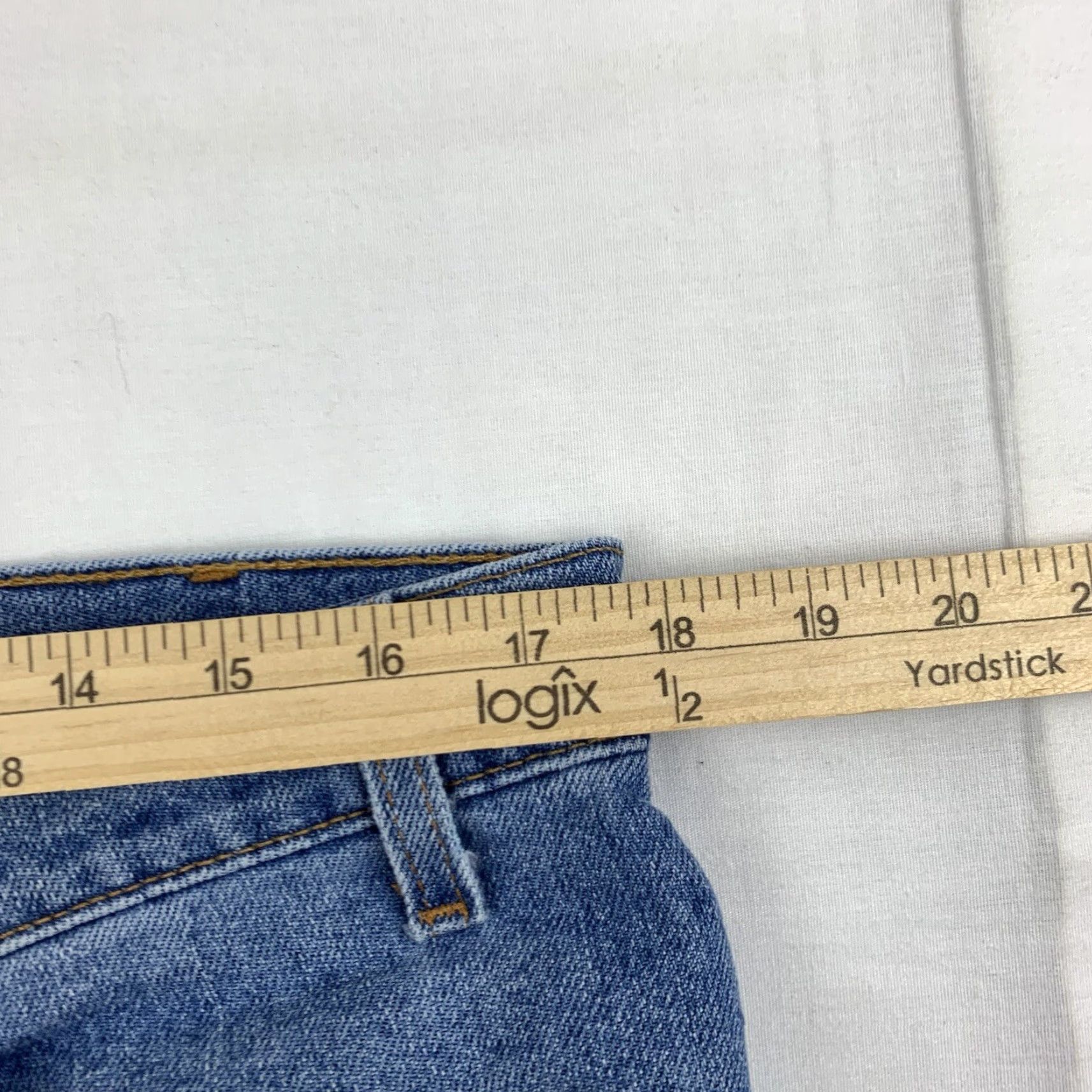 Levi's VINTAGE Levi's 540 Jeans Men 36x30 Blue Relaxed Denim Grunge Faded Brown Tab Y2K Straight 90s Mens Size US 36 / EU 52 - 6 Thumbnail