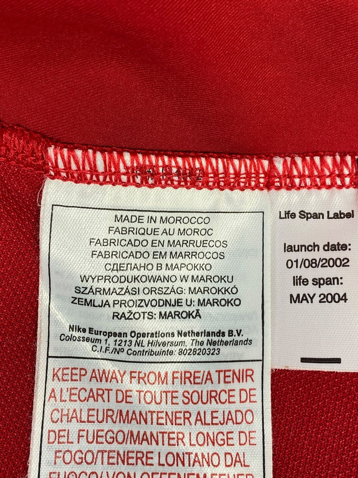 Nike Vintage Nike Manchester United 2004 Vodafone Soccer Jersey Size US M / EU 48-50 / 2 - 18 Thumbnail