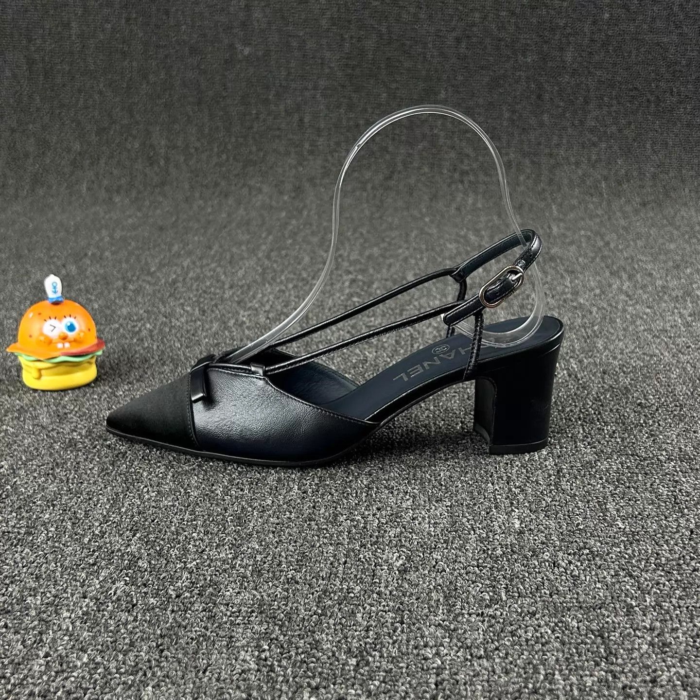 Chanel Chanel Women's New Black Pointed Toe Bow Pumps 36 Size US 5.5 / IT 35.5 - 3 Thumbnail