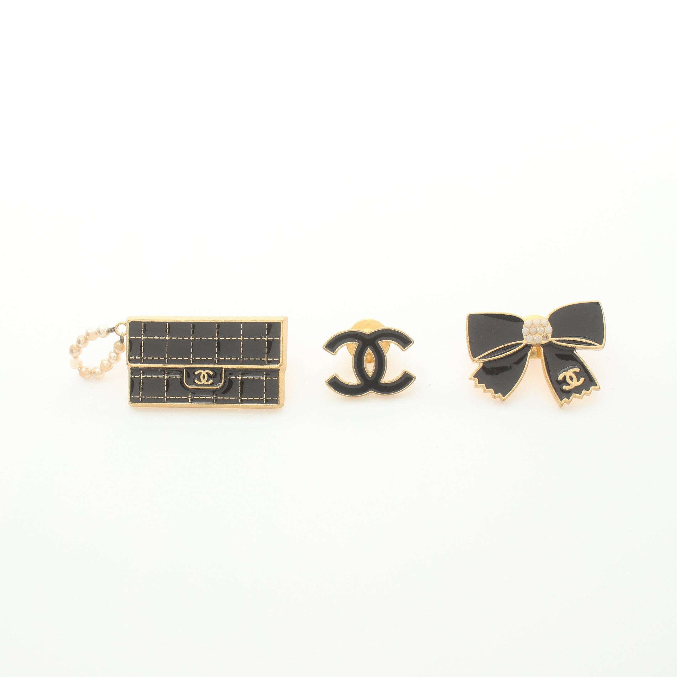 image of Chanel Coco Mark Matelasse Ribbon Brooch Gp Fake Pearl Black Gold Off White 3 Piece Set 02A, Women'