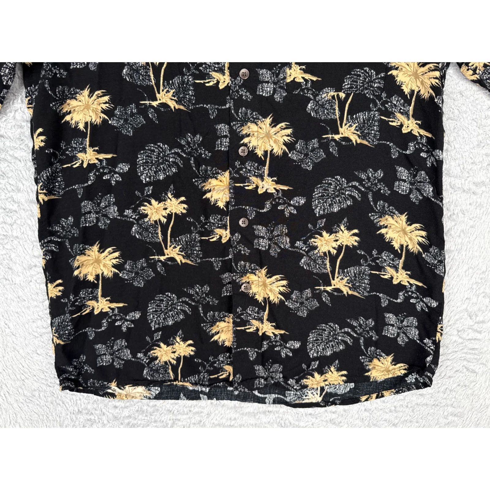 Vintage Covington Shirt Men Medium Black Beige Palm Tree 100% Rayon Button Up Hawaiian Vintage No Size US M / EU 48-50 / 2 - 5 Thumbnail