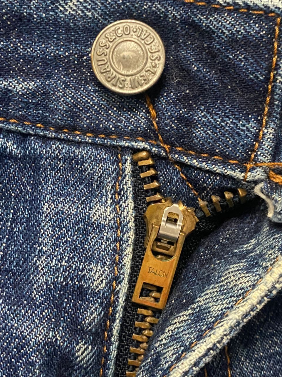 Levi's VINTAGE LEVIS 502 REDLINE SELVEGDE DISTRESSED DENIM Size US 30 / EU 46 - 10 Thumbnail