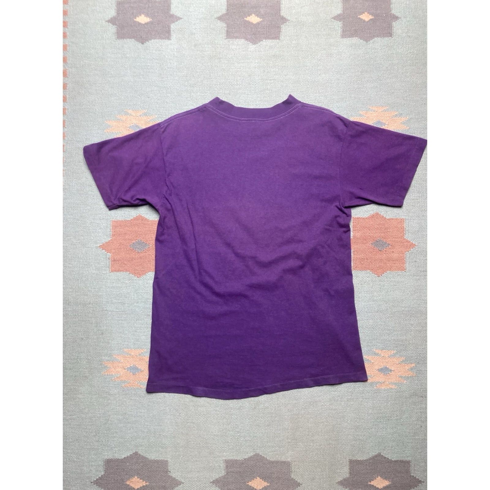Vintage VINTAGE 80s 90s T Shirt Beer Crossing Drinking Funny Novelty Alcohol Large Mens Purple 80s 90s Beer Crossing T-Shirt Large Mens Size US L / EU 52-54 / 3 - 7 Thumbnail