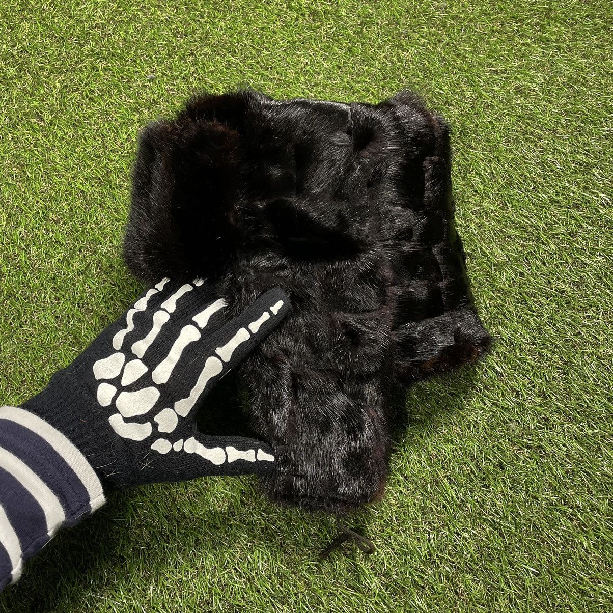 Vintage Vintage Y2K Fuzzy Skeleton Hand Beanie Black Baggy Swag OS Size ONE SIZE - 2 Thumbnail
